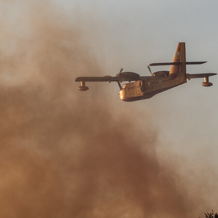 Φωτιές: Tέσσερα canadair από Γαλλία και Ιταλία θα συνδράμουν στην κατάσβεση