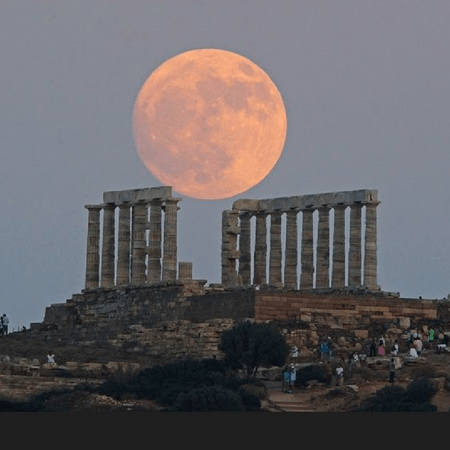 Δύο υπερπανσέληνοι σήμερα και στις 31 Αυγούστου - Δωρεάν εκδηλώσεις σε αρχαιολογικούς χώρους 