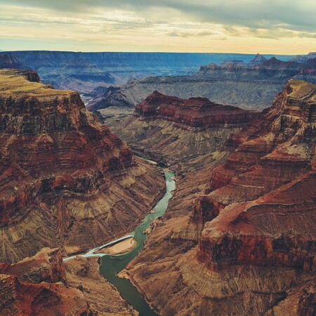 Αγόρι επιβίωσε από πτώση 30 μέτρων στο Grand Canyon - «Απομακρύνθηκα για να βγάλουν φωτογραφίες»