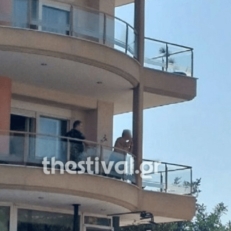Θεσσαλονίκη: Άνδρας βγήκε με καραμπίνα στο μπαλκόνι του σπιτιού του
