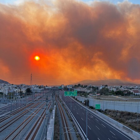 Πώς οι φωτιές πνίγουν τον αέρα που αναπνέουμε
