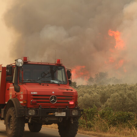 Πολύ υψηλός κίνδυνος πυρκαγιάς σήμερα σε Αττική, Βοιωτία και Εύβοια