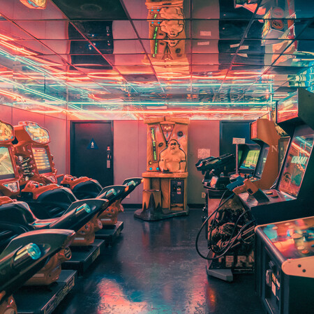 Μέσα στο νοσταλγικό σύμπαν των arcades