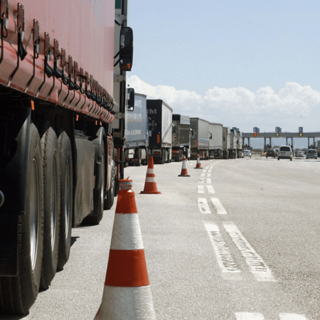 ΑΑΔΕ: Έρχονται τα GPS στα φορτηγά για την πάταξη του λαθρεμπορίου