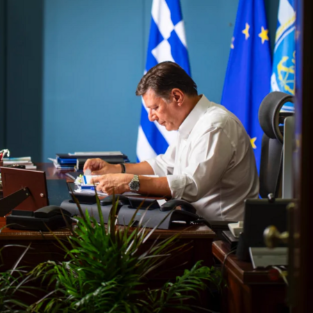 Παραιτήθηκε ο Μιλτιάδης Βαρβιτσιώτης από υπουργός Ναυτιλίας