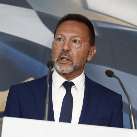 Γιάννης Στουρνάρας προς τράπεζες: Προετοιμαστείτε για σύσφιξη της νομισματικής πολιτικής