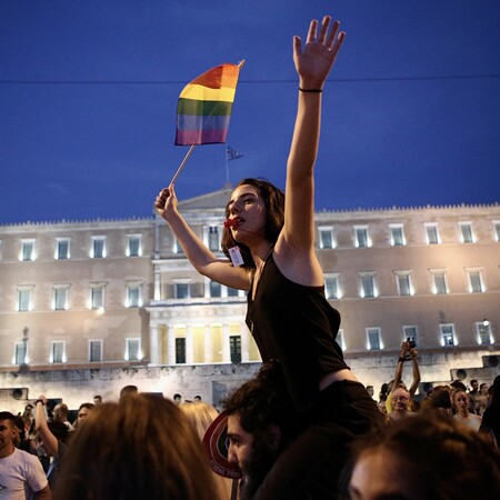 Πότε επιτέλους θα προταθεί το νομοσχέδιο για την ισότητα στον γάμο;