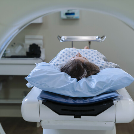 Ζει εδώ και 80 χρόνια με μια βελόνα στον εγκέφαλό της, χωρίς να το ξέρει