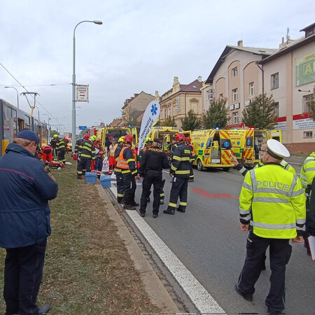 Σύγκρουση δύο τραμ στην Τσεχία - 29 τραυματίες