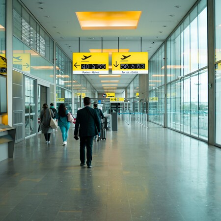 Γαλλία: Ενισχύονται τα μέτρα ασφαλείας σε αεροδρόμια και σιδηροδρομικούς σταθμούς 