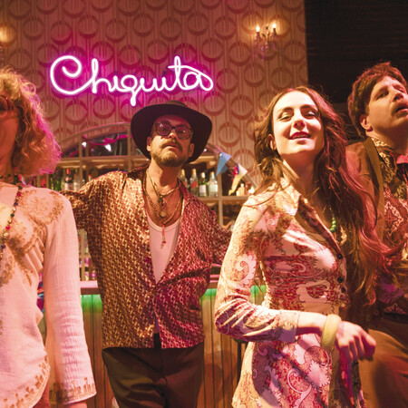 «1975»: Μία από τις πιο ιδιαίτερες παραστάσεις της περσινής σεζόν επιστρέφει στο θέατρο Rabbithole