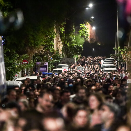 Πορεία διαμαρτυρίας στα Εξάρχεια για την κοπή των δέντρων 