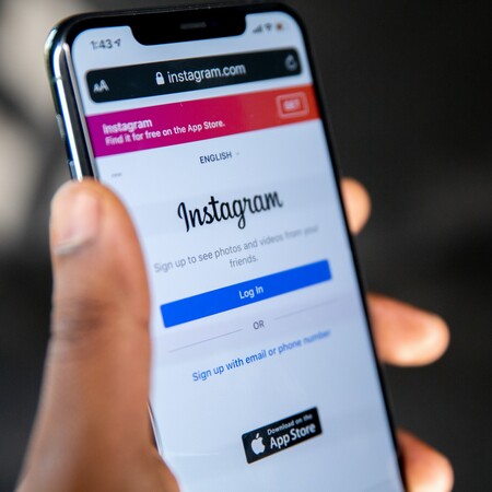 Facebook και Instagram: Η συνδρομή των 9.99€ τον μήνα για τις διασφημίσεις έφτασε στην Ελλάδα 