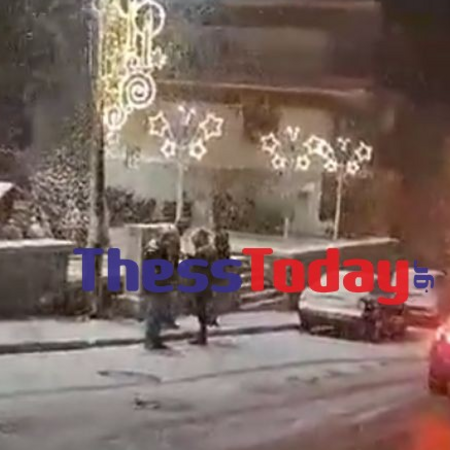 Κακοκαιρία: Πυκνή χιονόπτωση στον Χορτιάτη- Στα «λευκά» και η Πέλλα