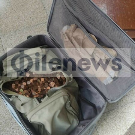 Κύπρος: Πήγε να πληρώσει πρόστιμο με μία βαλίτσα γεμάτη 15.500 νομίσματα σεντ