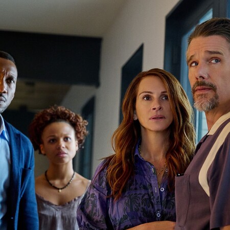 Leave the World Behind: Ο κόσμος τελειώνει με ακατάσχετη φλυαρία