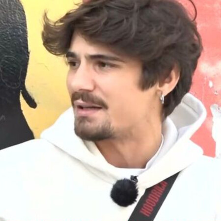 Κώστας Νικούλι: «Οι γονείς μου δεν μας έμαθαν αλβανικά για να μην έχουμε πρόβλημα στο σχολείο»