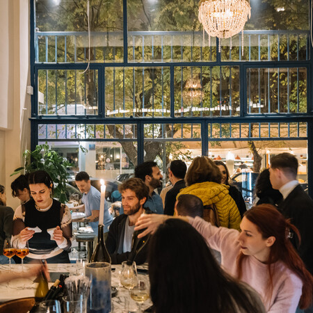 Επτά Μάρτυρες: H νέα talk of the town άφιξη της Αθήνας είναι ένα μπαρ αφιερωμένο στο κρασί 