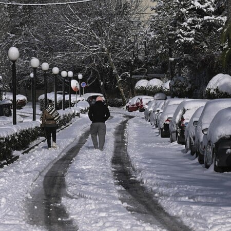 Σάκης Αρναούτογλου: Έρχεται τριήμερο κακοκαιρίας με μπόρες χιονιού και στην Αττική