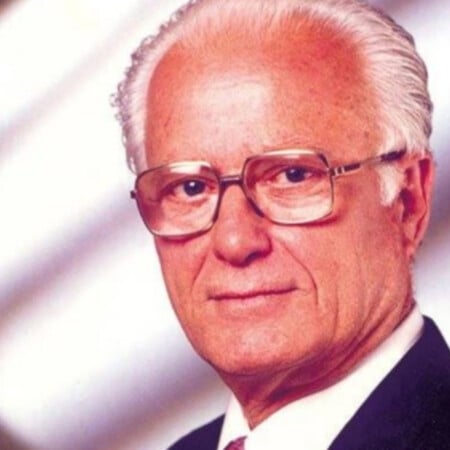 Πέθανε ο Βασίλης Διαμαντόπουλος, ιδρυτής της «Ήλιος μπαχαρικά»
