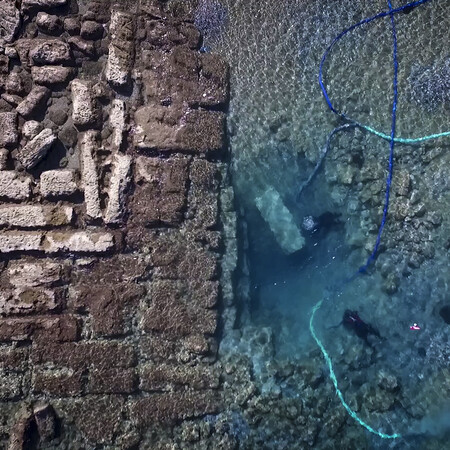 Το αρχαίο λιμάνι της Κορίνθου είναι κατά 500 χρόνια παλαιότερο από όσο γνωρίζαμε