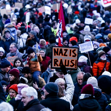 Οπλισμένοι τουλάχιστον 1.000 ακροδεξιοί στη Γερμανία, ανάμεσά τους και «Πολίτες του Ράιχ»