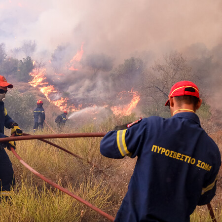 Συναγερμός για τον κίνδυνο φωτιάς σε 6 περιφέρειες- 88 πυρκαγιές μέσα σε 24 ώρες