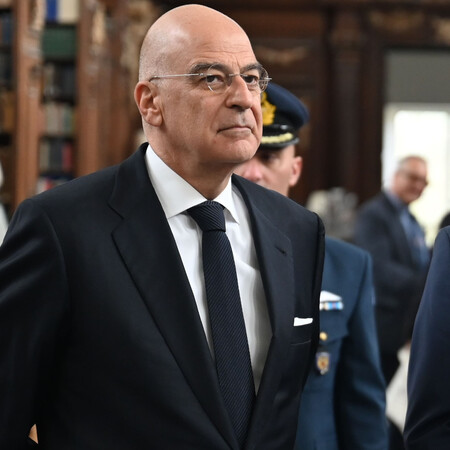 Τηλεφωνική επικοινωνία Νίκου Δένδια με τον υπουργό Άμυνας των ΗΠΑ