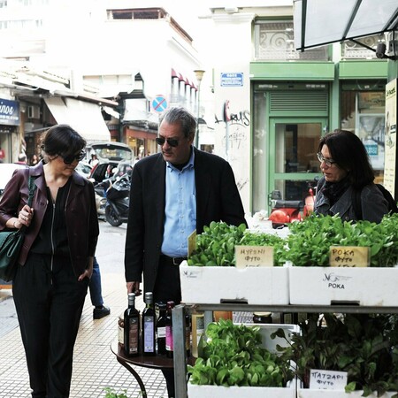 Ο Πολ Όστερ στην Αθήνα: Μια βόλτα μαζί του στο Δίπορτο και στην Ευριπίδου