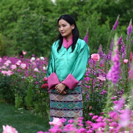 Μπουτάν: Η «Κέιτ Μίντλετον των Ιμαλαΐων» δημοσίευσε νέες φωτογραφίες με αφορμή τα 34α γενέθλιά της