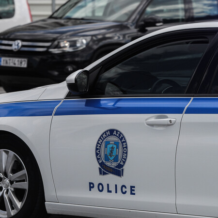 Χανιά: Αναζητείται ο δράστης που άνοιξε πυρ σε μίνι μάρκετ - Νοσηλεύεται ένας τραυματίας