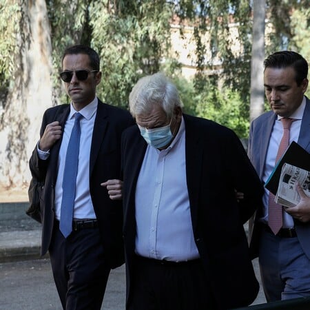 Δίκη Folli Follie: Ένοχα και τα τρία μέλη της οικογένειας Κουτσολιούτσου, καθώς και δύο συνεργάτες 