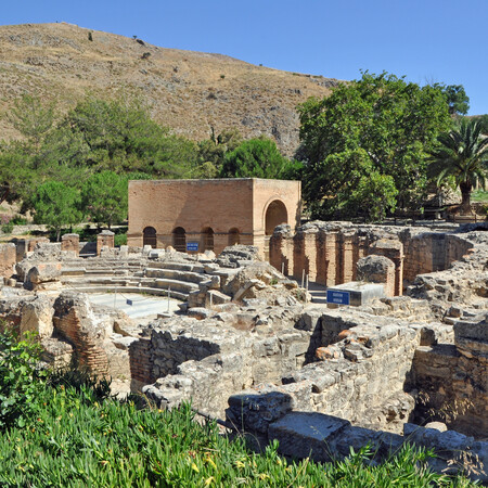 Ρήγματα σε Επαφή σε μια έκθεση στη Γόρτυνα