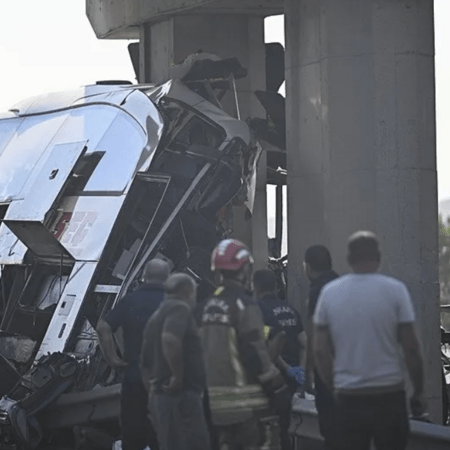 Θανατηφόρο τροχαίο με 11 νεκρούς στην Τουρκία - Αποκοιμήθηκε ο οδηγός λεωφορείου