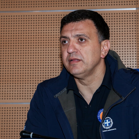 Κικίλιας για φωτιές στην Αττική: «Ευτυχώς, δεν είναι μεγάλες οι ζημιές- Λίγα σπίτια έχουν καταστραφεί»