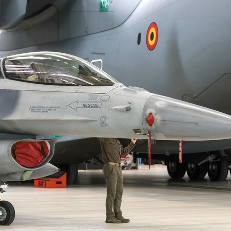 Από φίλια πυρά συνετρίβη το πρώτο F-16 που πήρε το Κίεβο, λέει Ουκρανή βουλευτής