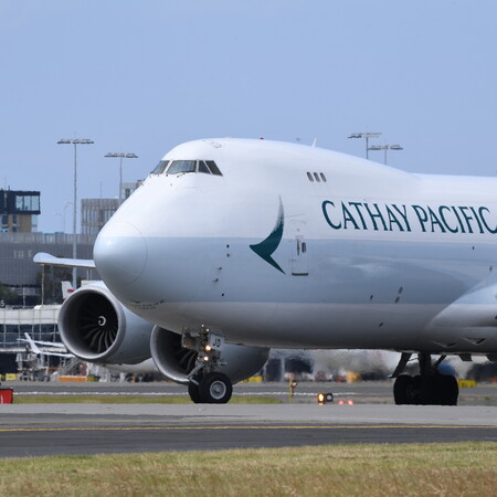 Η Cathay Pacific ακυρώνει πτήσεις μετά από πρόβλημα σε κινητήρα ενός Airbus