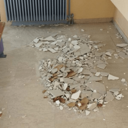 Πρέβεζα: Έπεσαν σοβάδες σε σχολείο την ώρα του μαθήματος - Παρέμβαση του Εισαγγελέα