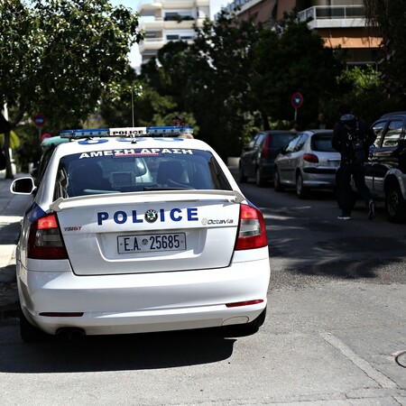 Βόλος: Έκαιγαν κάδους στο κέντρο της πόλης - Δεκάδες κλήσεις στην Πυροσβεστική
