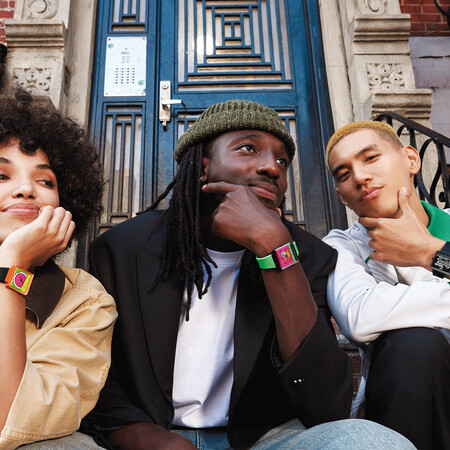 Τα εμβληματικά σκίτσα του Keith Harring «χορεύουν» πάνω στα νέα ρολόγια της Swatch