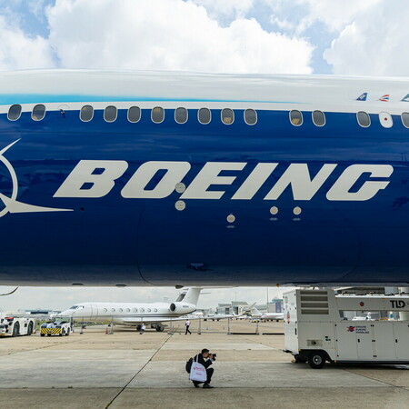 H Boeing ψάχνει $35 δισ. για να αποφύγει τα χειρότερα