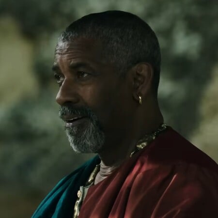 Gladiator: «Έκοψαν» τελικά το gay φιλί του Ουάσινγκτον; - Ο Ρίντλεϊ Σκοτ το αρνείται, τα social media ετοιμάζουν cancel