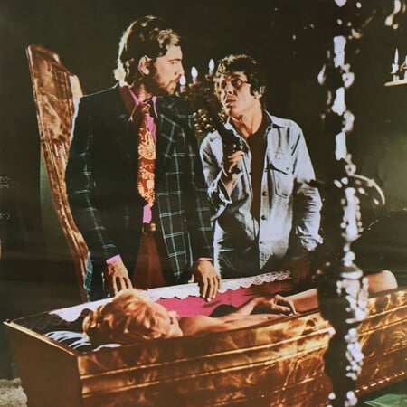 Η βίβλος του cult ελληνικού σινεμά