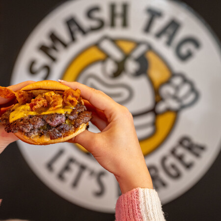 Smashtag: Τα πιο viral smash burgers της Ιταλίας προσγειώθηκαν στην Αθήνα