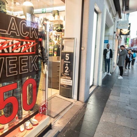 Black Friday: Πρόστιμα ύψους 610.000 σε 4 εταιρείες για παραπλανητικές εκπτώσεις