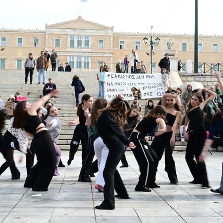 Καλλιτεχνικά και μουσικά σχολεία: Με δρώμενα η διαμαρτυρία των μαθητών στο Σύνταγμα