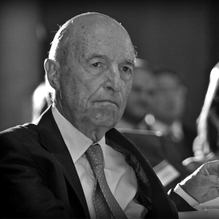 Εθνικό πένθος: Τι σημαίνει, τι ισχύει για σχολεία και υπηρεσίες