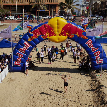 Red Bull Ibiza Royale: Πάρε μέρος στον πιο συναρπαστικό αγώνα εμποδίων & ταξίδεψε στην Ίμπιζα
