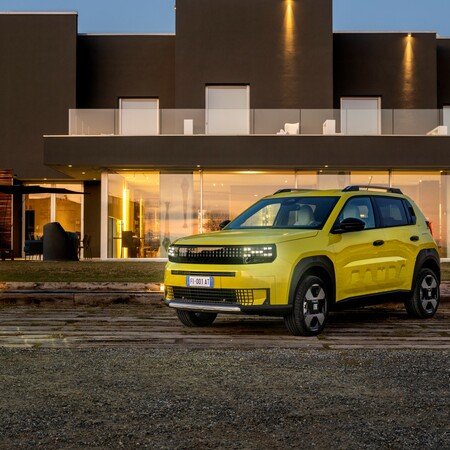 Το νέο Fiat Grande Panda χωράει τα... πάντα