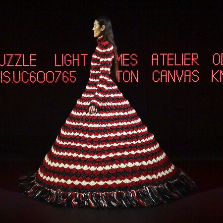 Κλασική couture vs θέατρο γκραν γκινιόλ